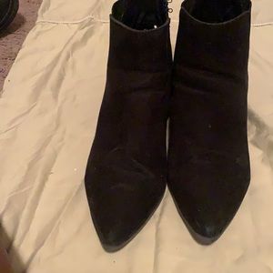 Black Chelsea boots